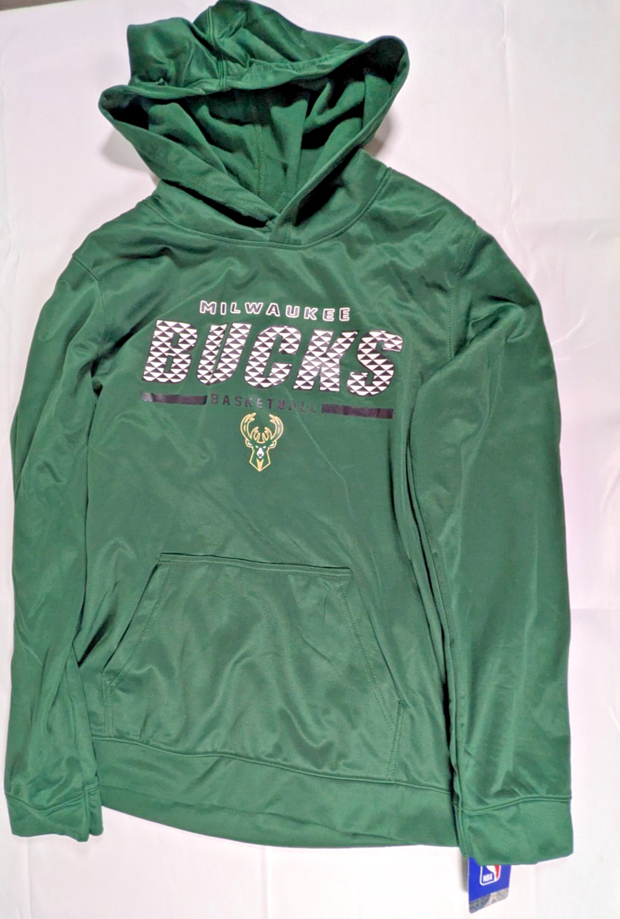 NBA Milwaukee Bucks Hoodie Boys XL 16/18 Green Basketball Pullover Sweatshirt NW